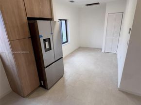 418 NW 9th Ave, Miami FL 33128
