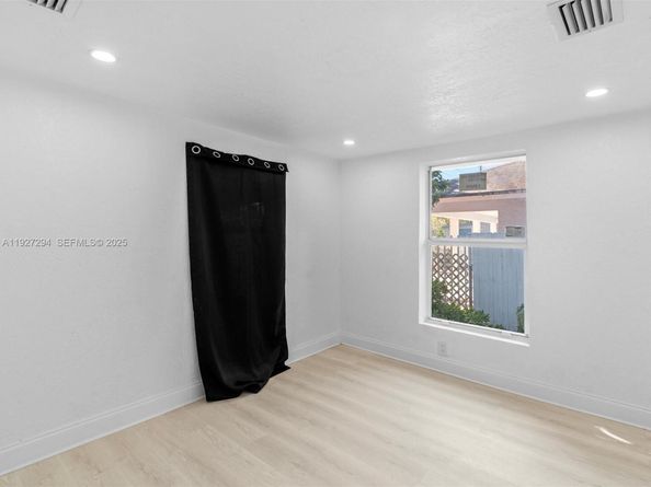 1829 NW 62nd Ter, Miami FL 33147