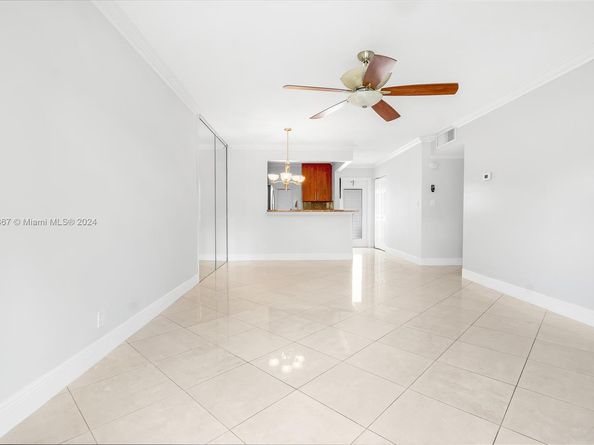 4411 NW 16th St F103, Lauderhill FL 33313