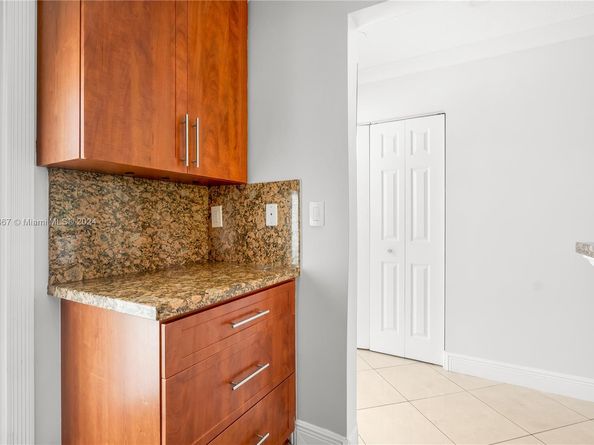 4411 NW 16th St F103, Lauderhill FL 33313