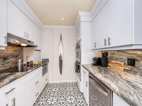 551 Morningside Dr, Miami Springs FL 33166