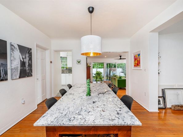 551 Morningside Dr, Miami Springs FL 33166