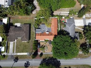 551 Morningside Dr, Miami Springs FL 33166