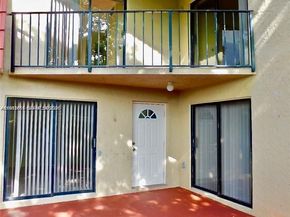 8329 Trent Ct Apt A, Boca Raton FL 33433