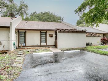 9820 NW 15th Ct