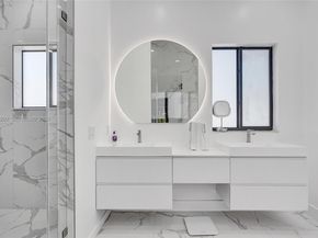 13676 SW 33rd Ter, Miami FL 33175