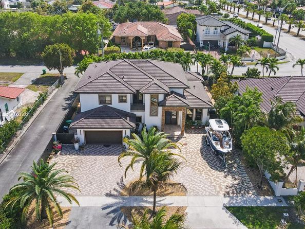 13676 SW 33rd Ter, Miami FL 33175