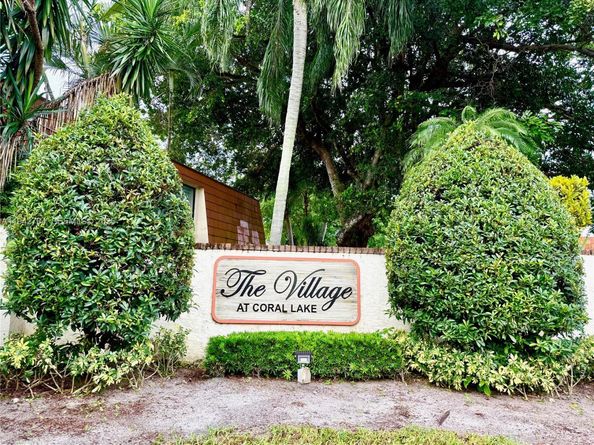 8453 N Coral Cir, North Lauderdale FL 33068