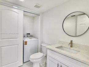 8453 N Coral Cir, North Lauderdale FL 33068