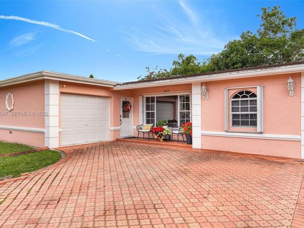 6370 SW 33rd St, Miramar FL 33023