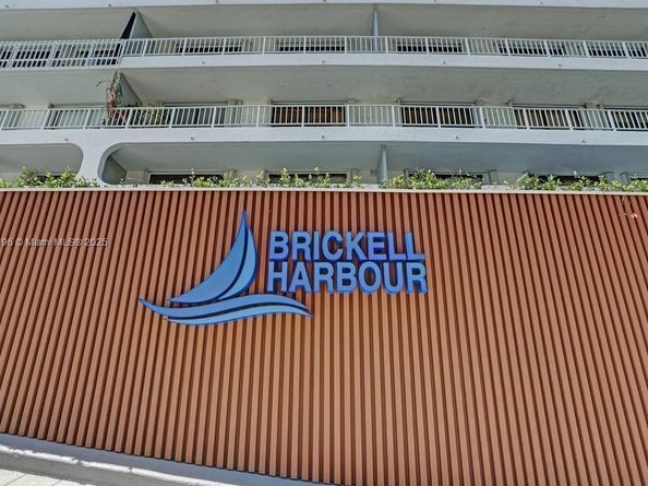 Undisclosed Address #A11847196, Miami FL 33129