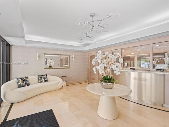 Undisclosed Address #A11847196, Miami FL 33129