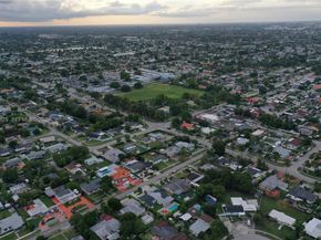 4901 SW 101st Ave, Miami FL 33165