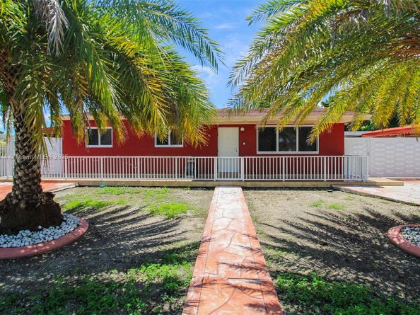 11820 SW 206th St, Miami FL 33177