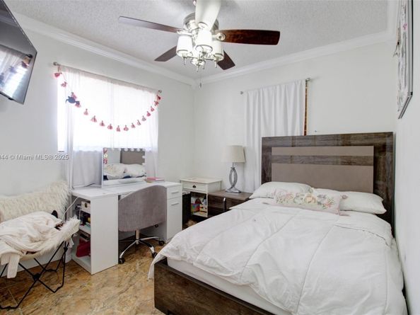 11820 SW 206th St, Miami FL 33177