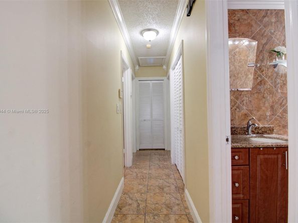 11820 SW 206th St, Miami FL 33177