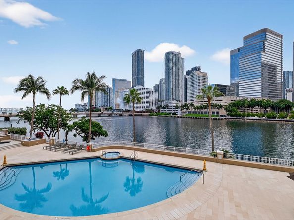 701 Brickell Key Blvd 1108, Miami FL 33131