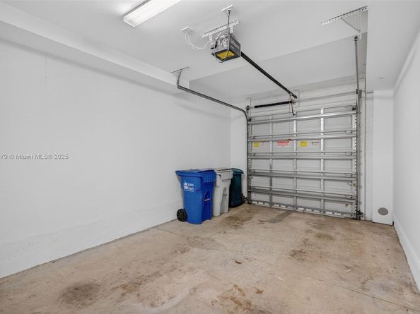 617 SW 1st Ave, Pompano Beach FL 33060