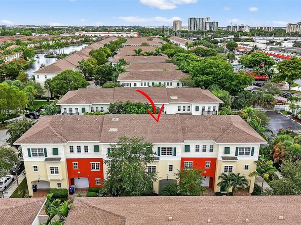 617 SW 1st Ave, Pompano Beach FL 33060