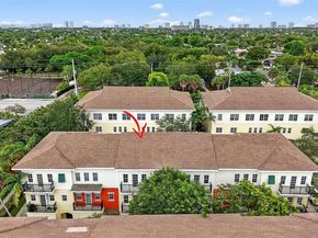 617 SW 1st Ave, Pompano Beach FL 33060