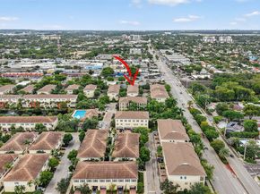 617 SW 1st Ave, Pompano Beach FL 33060