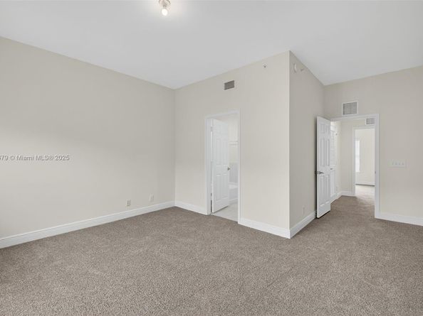 617 SW 1st Ave, Pompano Beach FL 33060