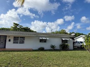 141 NE 209th St, Miami Gardens FL 33179