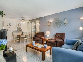 5171 W Oakland Park Blvd 106, Lauderdale Lakes FL 33313