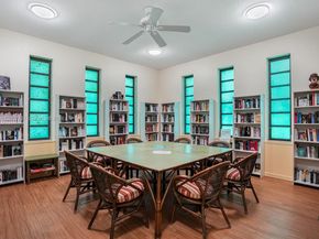 5171 W Oakland Park Blvd 106, Lauderdale Lakes FL 33313