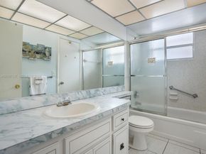 5171 W Oakland Park Blvd 106, Lauderdale Lakes FL 33313