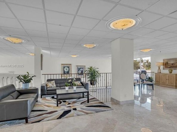 2701 N Ocean Blvd 10C, Fort Lauderdale FL 33308