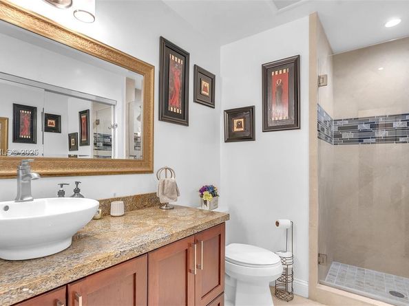 9220 SW 94th Pl, Miami FL 33176