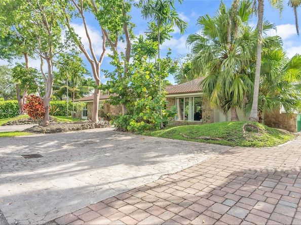 9220 SW 94th Pl, Miami FL 33176