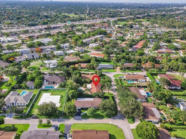9220 SW 94th Pl, Miami FL 33176