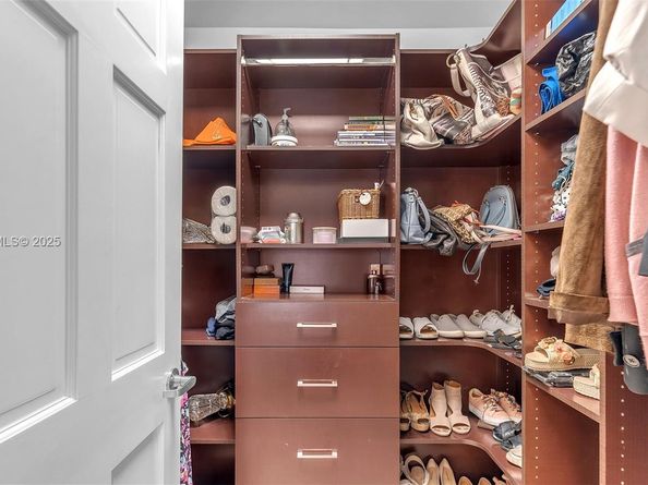 9220 SW 94th Pl, Miami FL 33176