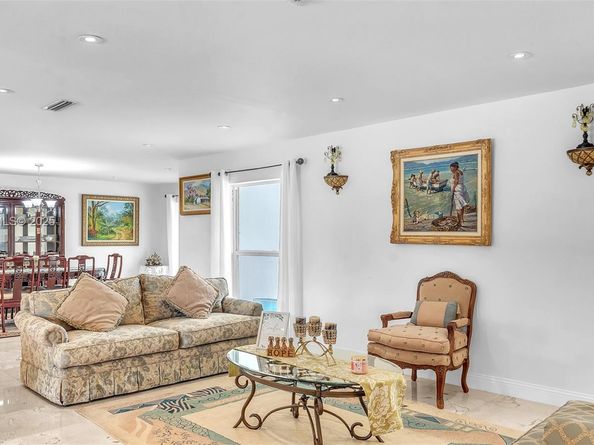 9220 SW 94th Pl, Miami FL 33176