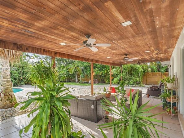 9220 SW 94th Pl, Miami FL 33176