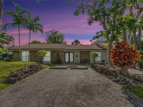9220 SW 94th Pl, Miami FL 33176