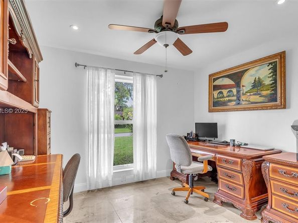 9220 SW 94th Pl, Miami FL 33176