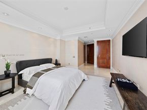 808 Brickell Key Dr 1802, Miami FL 33131