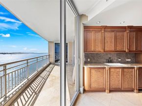 808 Brickell Key Dr 1802, Miami FL 33131