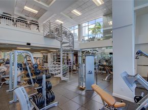 808 Brickell Key Dr 1802, Miami FL 33131