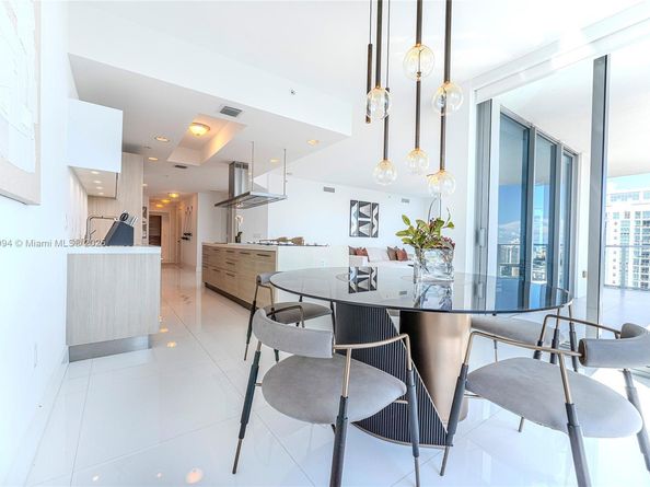 17111 Biscayne Blvd 2109, North Miami Beach FL 33160