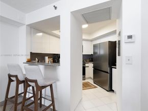 6767 Collins Ave 1704, Miami Beach FL 33141