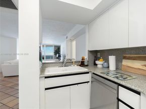 6767 Collins Ave 1704, Miami Beach FL 33141