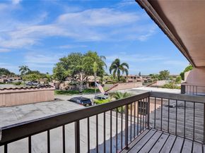 20607 NE 7th Ct, Miami FL 33179