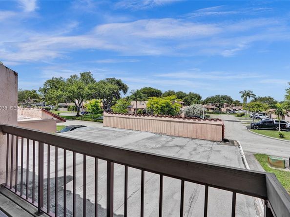 20607 NE 7th Ct, Miami FL 33179