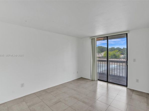 20607 NE 7th Ct, Miami FL 33179