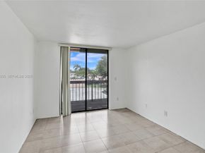 20607 NE 7th Ct, Miami FL 33179