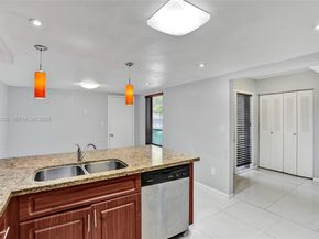 20607 NE 7th Ct, Miami FL 33179